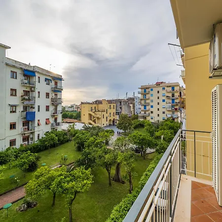 Amal - Elegant Apt In Sorrento Exterior photo